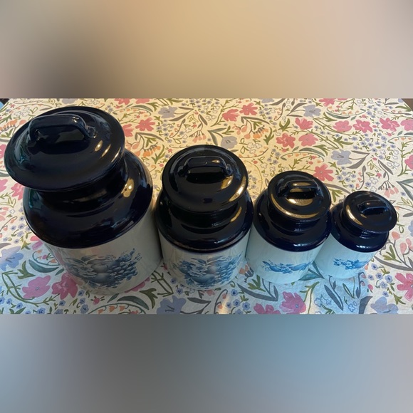 Vintage McCoy Pottery Blue Apple Blossom Canisters, Set of 4 - Picture 7 of 15